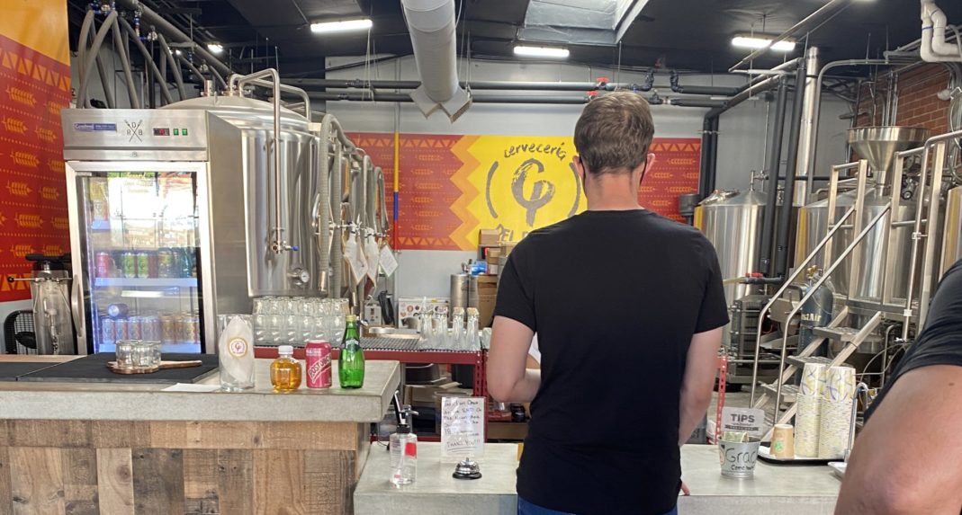 A Great Brewery in Pasadena California 『Cerveceria Del Pueblo』